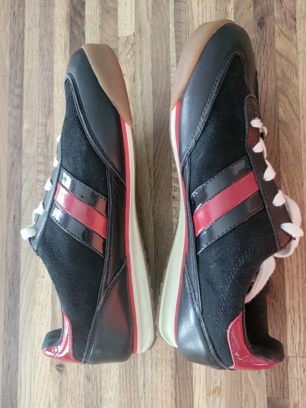 Michael Kors Vintage Black Suede Low Top Lace Up Leather Sneakers Red Trim
